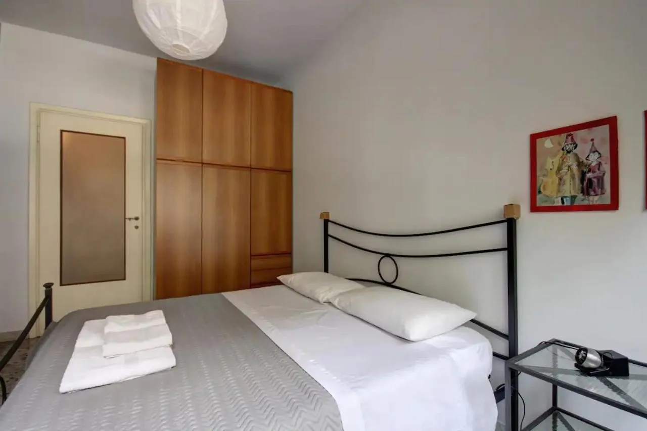 Milanrentals - Lotto Apartment 0*, Milan Italy